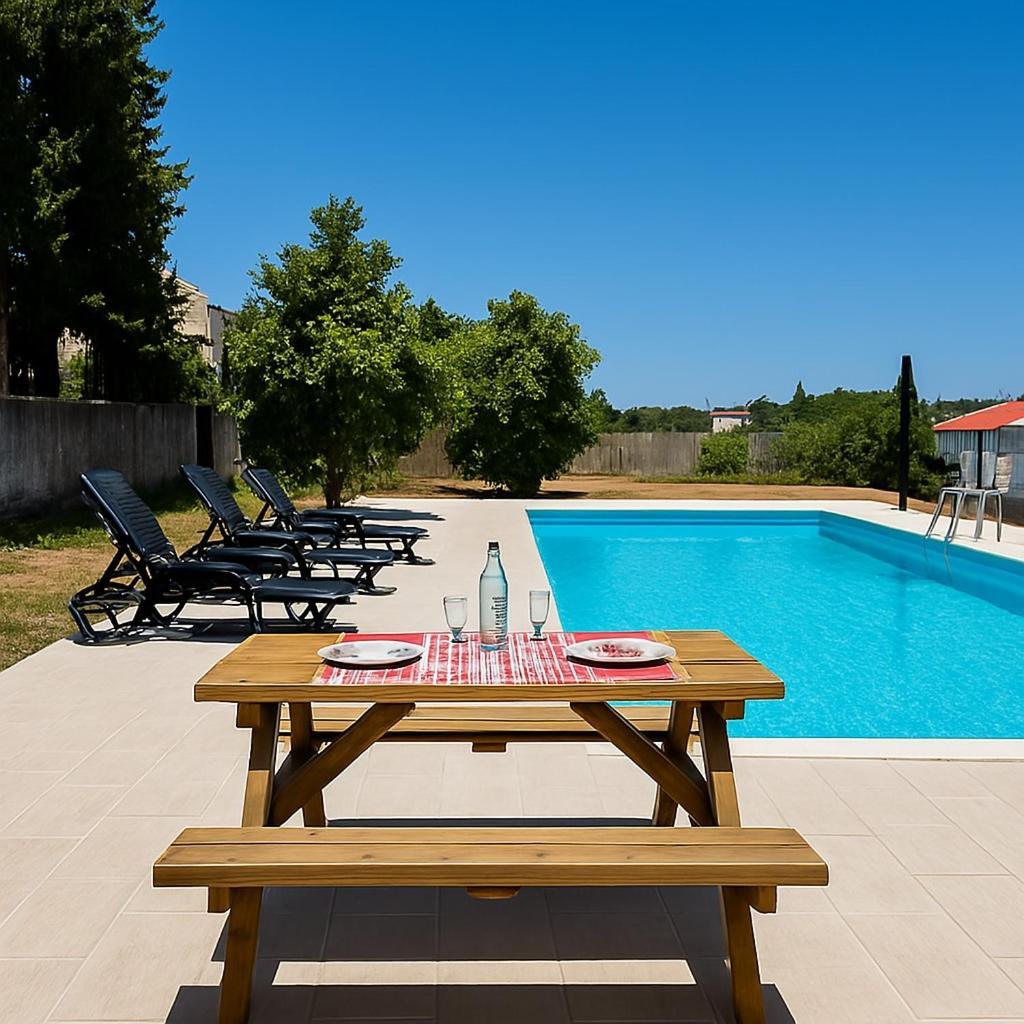 5min - Covilh Equipped Kitchen & Pool